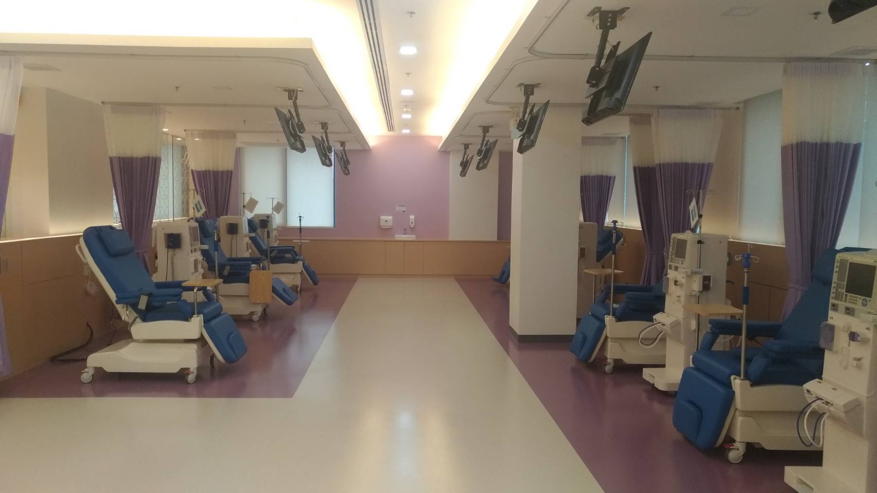 Electric Dialysis Chairs in Thailand 